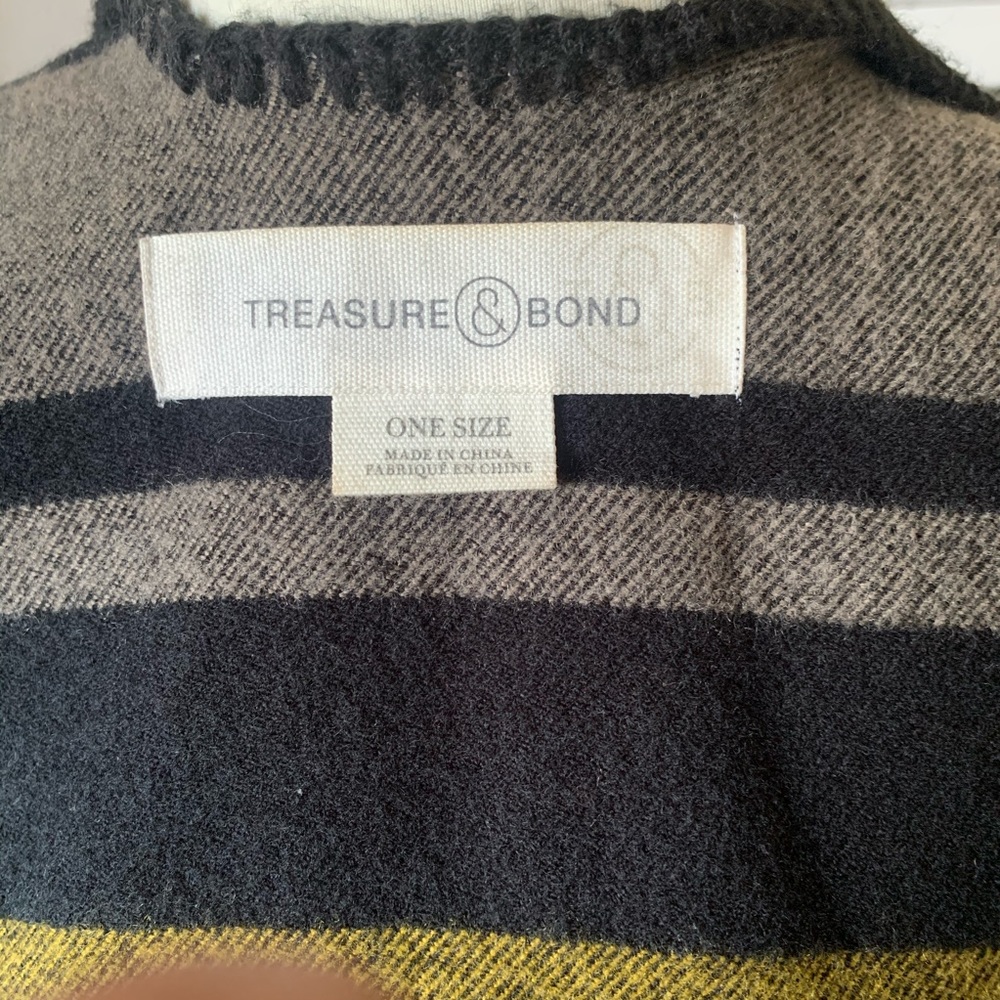 Treasure & Bond Striped Ruana - Picture 5 of 5